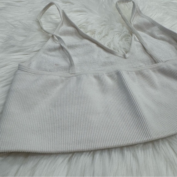 Free People Intimately Seamless Ribbed V Neck Crop Bra Tank Top White - Picture 8 of 15